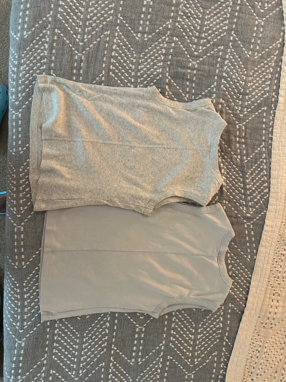 Bundle 2 Flore Flore Esme Tanks Grey (X-Small) and Sky Blue (Small) - Picture 3 of 9